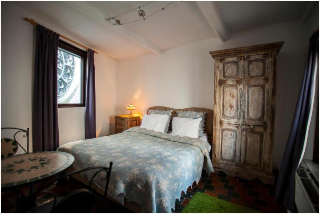 Living History - Drie Koningen Aparthotel Antwerp Exterior photo